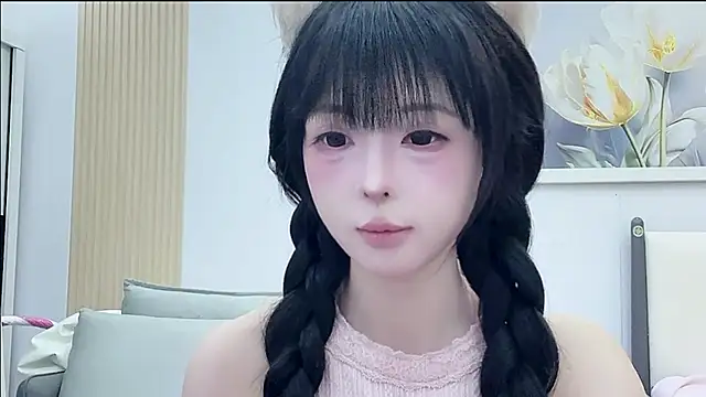 xiaoyu-8888 online show from February 8, 2026, 12:41 pm