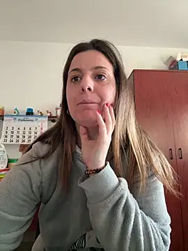 Snapshot of Sareyxon chatting on February 18, 2026, 7:26 am Sareyxon online show from February 18, 2026, 7:26 am