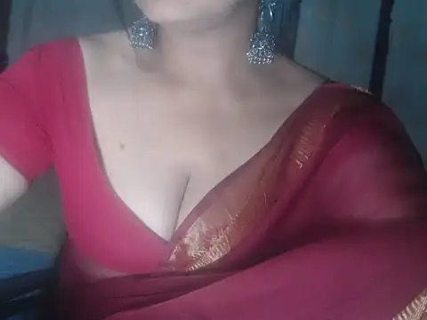 Hotronita123 online show from March 10, 2026, 4:56 pm