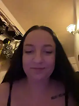 DianazLove1 online show from January 8, 2026, 7:27 pm