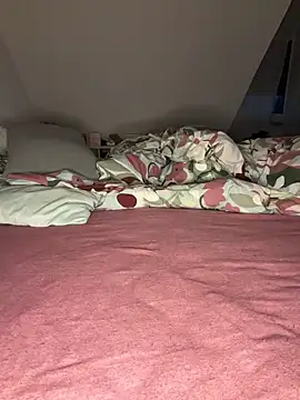 Snapshot of Me_Jason_X69 chatting on December 1, 2025, 4:01 pm Me Jason X69 online show from December 1, 2025, 4:01 pm