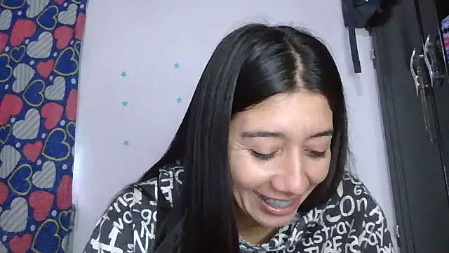 TaylorLove- online show from December 5, 2025, 11:52 am