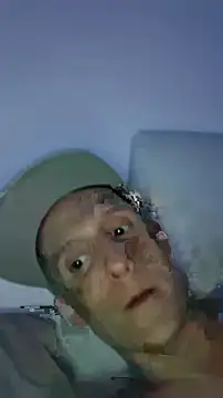 lottatoxicshyt online show from December 3, 2025, 7:05 am