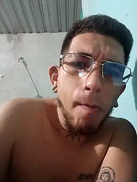 macarywillm online show from April 7, 2026, 6:36 am