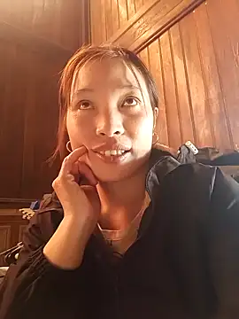 Snapshot of Evelyn-n chatting on November 30, 2025, 7:23 am Evelyn-n online show from November 30, 2025, 7:23 am