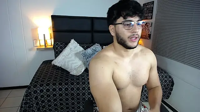 mike foxxx  online show from January 12, 2026, 3:12 am