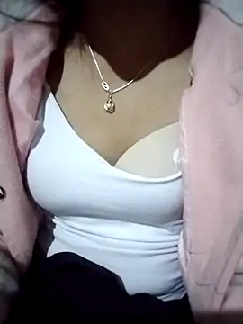 iam-eli online show from December 17, 2025, 11:44 pm