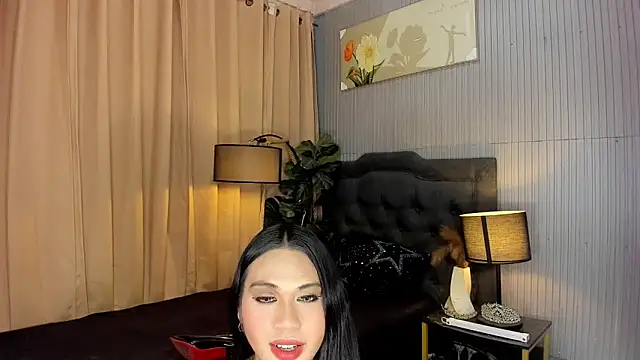 asianhugecockjulia online show from March 25, 2026, 6:14 pm