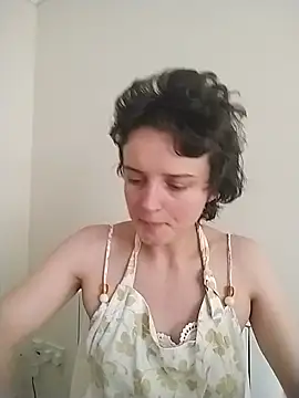 Amy01112 online show from June 6, 2026, 7:07 pm