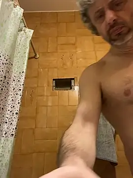 Petebulimia online show from June 9, 2026, 6:41 pm