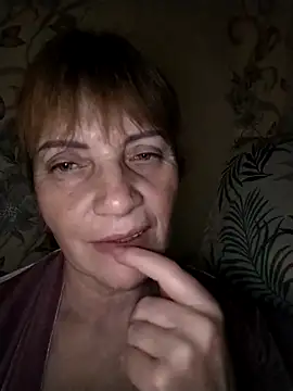 MichelleLove48 online show from April 28, 2026, 9:31 pm