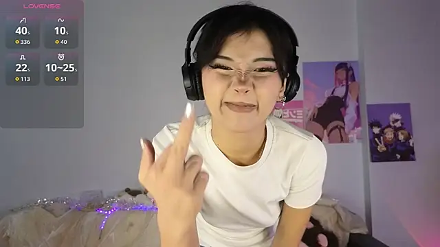 mimiicherry online show from December 23, 2025, 3:15 am