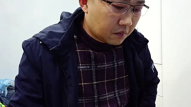 tudou9899 online show from January 15, 2026, 3:49 pm