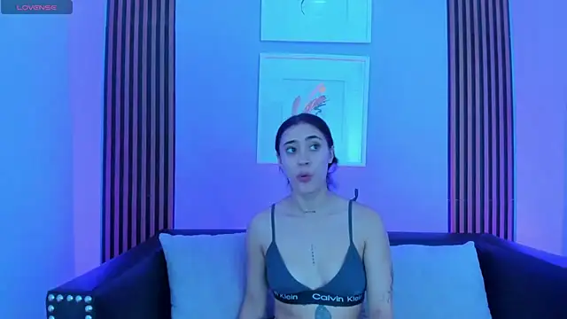 Ariana collinss online show from June 5, 2026, 2:01 pm