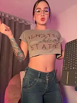 Sara Rose   online show from February 8, 2026, 10:46 pm