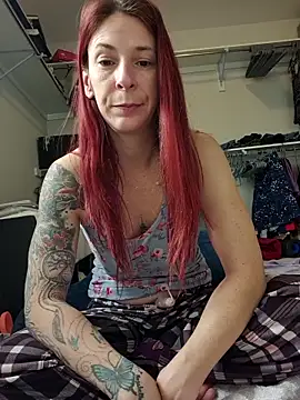 poleslut69 online show from April 3, 2026, 1:53 pm