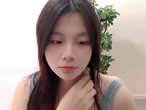 youyou-66 online show from December 19, 2025, 6:20 am