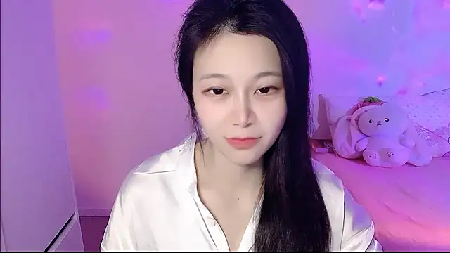 youyou-66 online show from January 15, 2026, 4:06 am