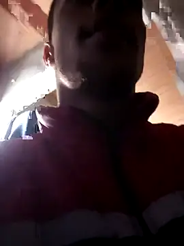 PatrickS25 online show from December 22, 2025, 5:21 pm