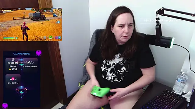 msgamergirl69 online show from February 7, 2026, 9:24 am