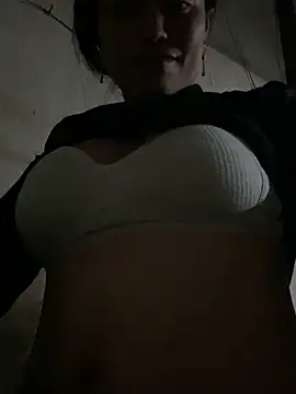 Lilik2 online show from December 4, 2025, 8:50 pm