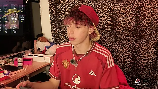 Otter Starr online show from March 11, 2026, 3:45 am