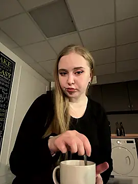 AprilHughes online show from January 13, 2026, 6:24 pm