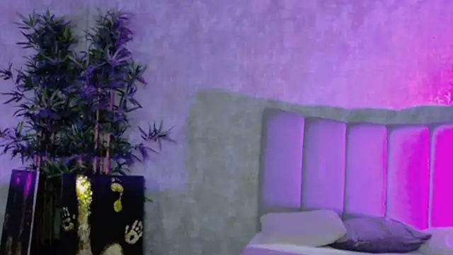 Snapshot of LucyRayy chatting on February 20, 2026, 7:58 pm LucyRayy online show from February 20, 2026, 7:58 pm