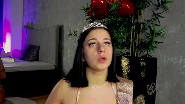 Snapshot of LucyRayy chatting on March 3, 2026, 8:26 pm LucyRayy online show from March 3, 2026, 8:26 pm