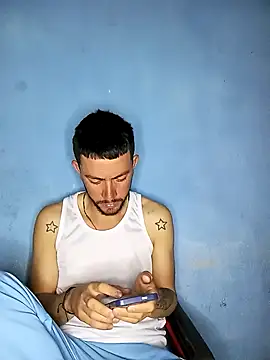 30 GLADIADOR online show from December 2, 2025, 6:30 am