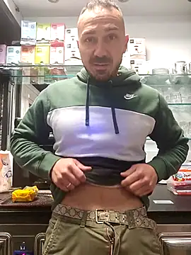 Snapshot of kunzpl chatting on December 1, 2025, 3:50 pm kunzpl online show from December 1, 2025, 3:50 pm