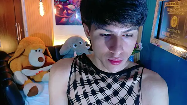 StormLuxX online show from April 12, 2026, 1:38 pm