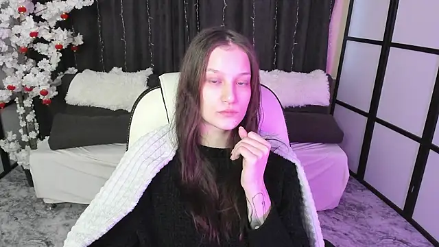 Snapshot of KrisDoeil chatting on February 12, 2026, 2:06 am KrisDoeil online show from February 12, 2026, 2:06 am