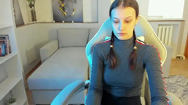 KrisDoeil online show from March 31, 2026, 2:13 am