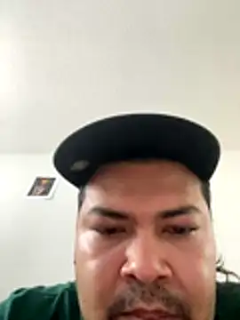 Snapshot of Samcan3 chatting on December 1, 2025, 5:07 pm Samcan3 online show from December 1, 2025, 5:07 pm