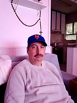 FocussedFreckle online show from March 14, 2026, 9:15 am