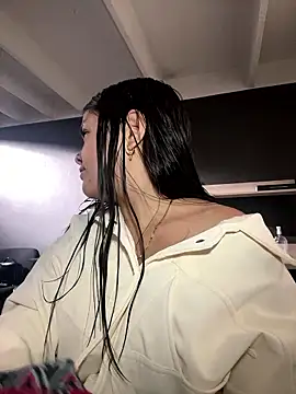 Camila Duarte2 online show from January 12, 2026, 1:16 pm