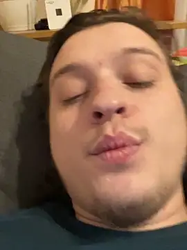 CletusBradburry online show from December 2, 2025, 1:00 am