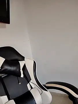 KasumiSophia online show from March 16, 2026, 12:20 pm