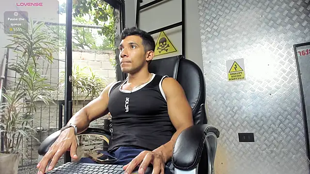 IAN KNOX online show from January 15, 2026, 7:39 pm