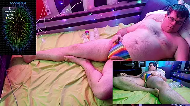 cumfun110xh online show from December 4, 2025, 12:31 am