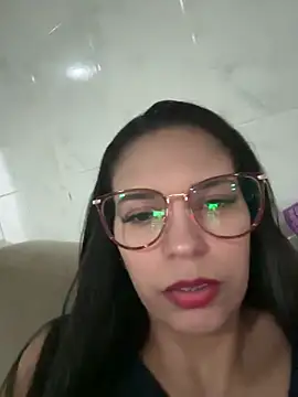 Snapshot of ysdahara chatting on December 2, 2025, 11:23 pm ysdahara online show from December 2, 2025, 11:23 pm