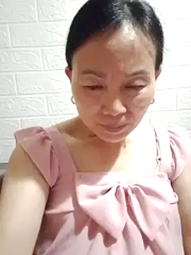 Lili-123k online show from March 14, 2026, 5:46 am