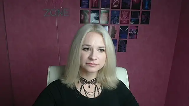 Melodie Aster online show from April 8, 2026, 5:51 am