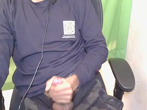 Snapshot of Michal_Fransis chatting on February 7, 2026, 7:56 am Michal Fransis online show from February 7, 2026, 7:56 am