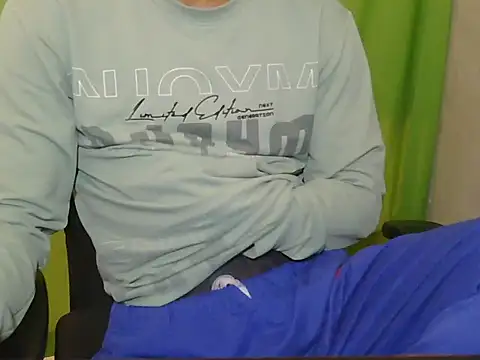 Snapshot of Michal_Fransis chatting on February 20, 2026, 8:05 am Michal Fransis online show from February 20, 2026, 8:05 am