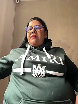 Carameloswing1 online show from February 9, 2026, 4:11 pm