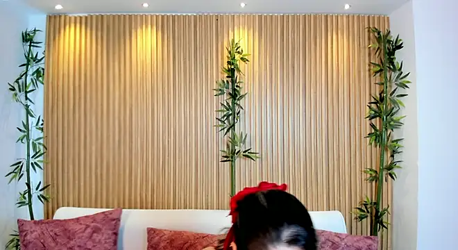 TiffanyHoustton online show from May 25, 2026, 12:11 pm