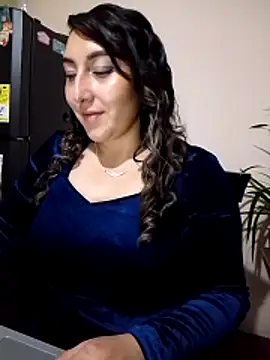 Valeria montana  online show from December 18, 2025, 11:22 pm