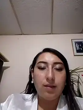 Valeria montana  online show from February 12, 2026, 12:16 am